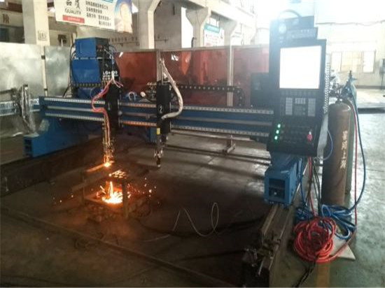 სინათლის Duty Gantry CNC პლაზმური ჭრის დანადგარი